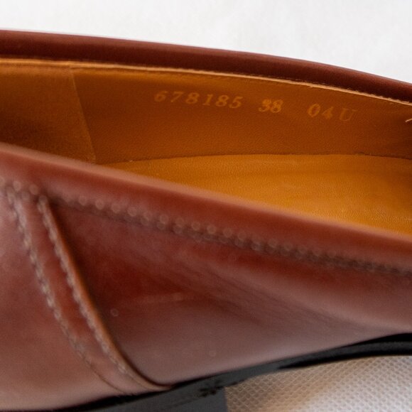 Gucci Leather & GG Logo Canvas Heeled 100 Loafers (IT/EU 38, US 7.5 - 8) - Picture 8 of 16